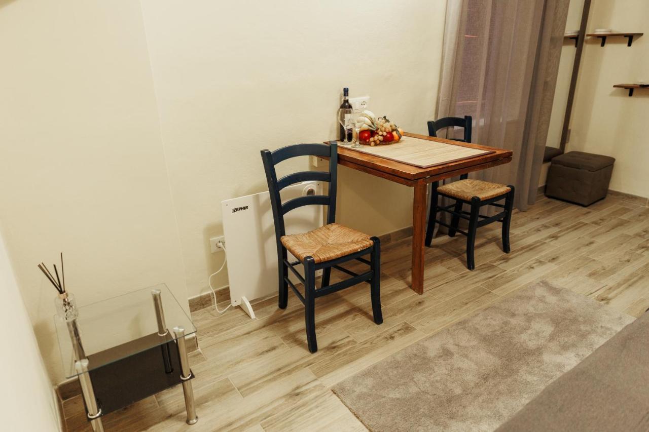 Apartamento Vintage In The Center Of *